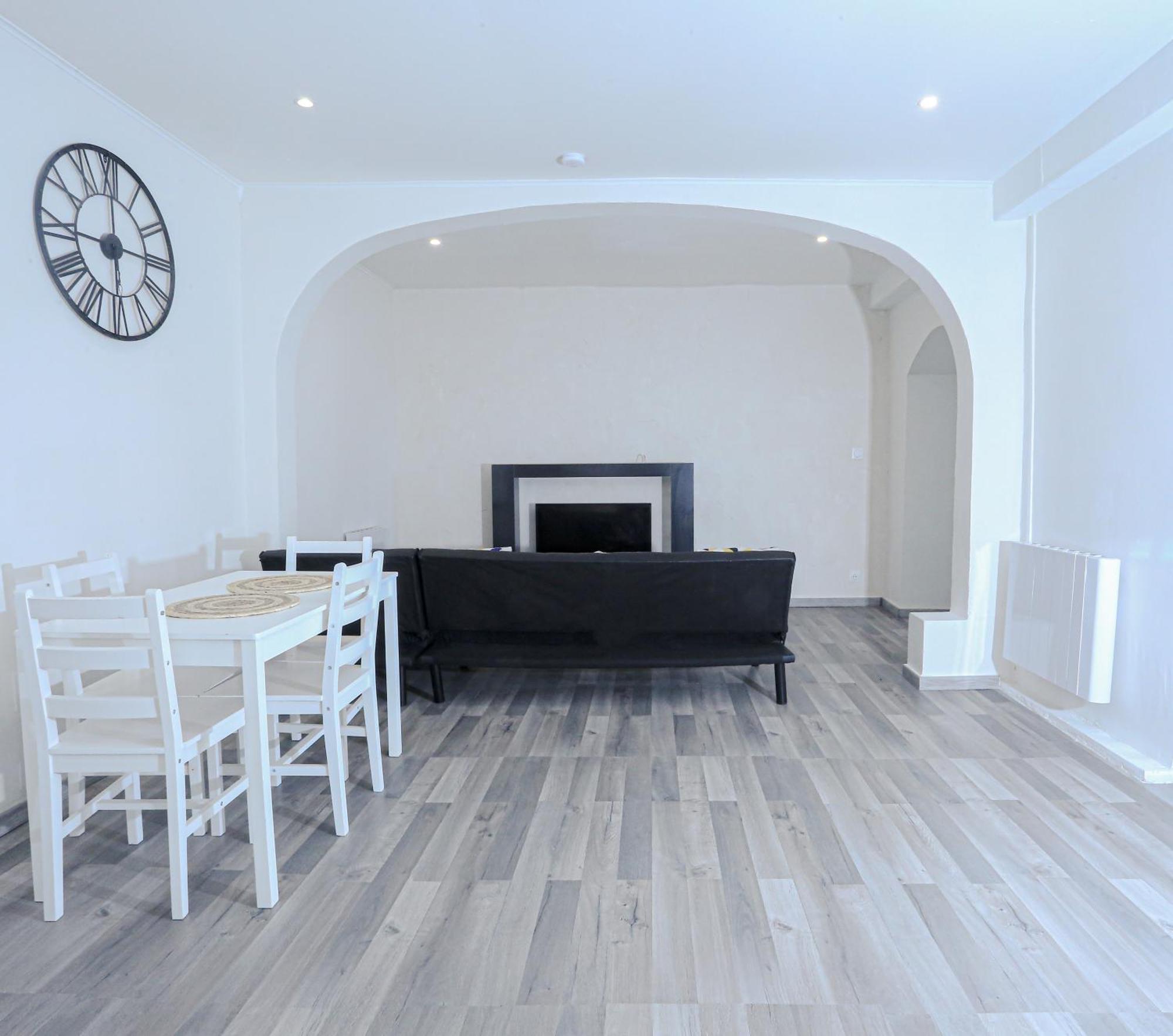 Elegant Appartement Bord De Seine Монтро-фот-Йон Екстер'єр фото
